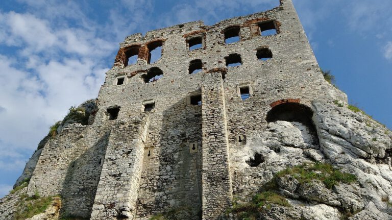 Wyjątkowa Jura Krakowsko-Częstochowska - szlakiem Orlich Gniazd